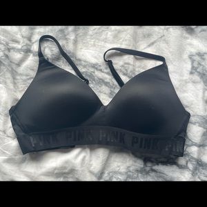 NWOT Victoria secret wear everywhere wireless lightly lined bra